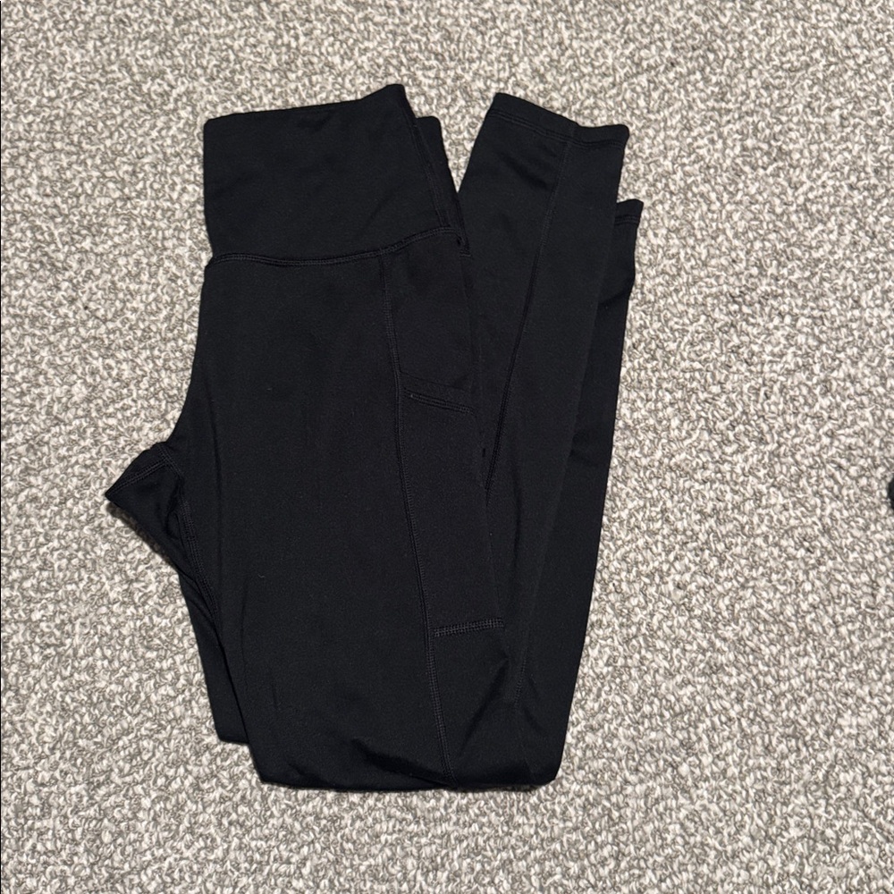 Aerie Black High-Waisted Leggings with pocket